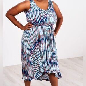 Latched Mama nursing romper Italian ice colorway size 00-6 petite momper